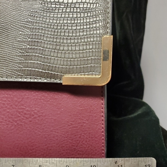 Beautiful! ~ London Dune ~ Purse ~ Optional Shoulder Strap - Picture 12 of 15